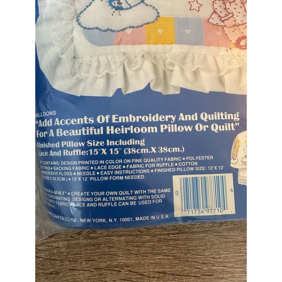 Vintage Quilt Pillow Kit Craft Lace Ruffle Balloons Pastel Bedroom Bedding White - Picture 3 of 4